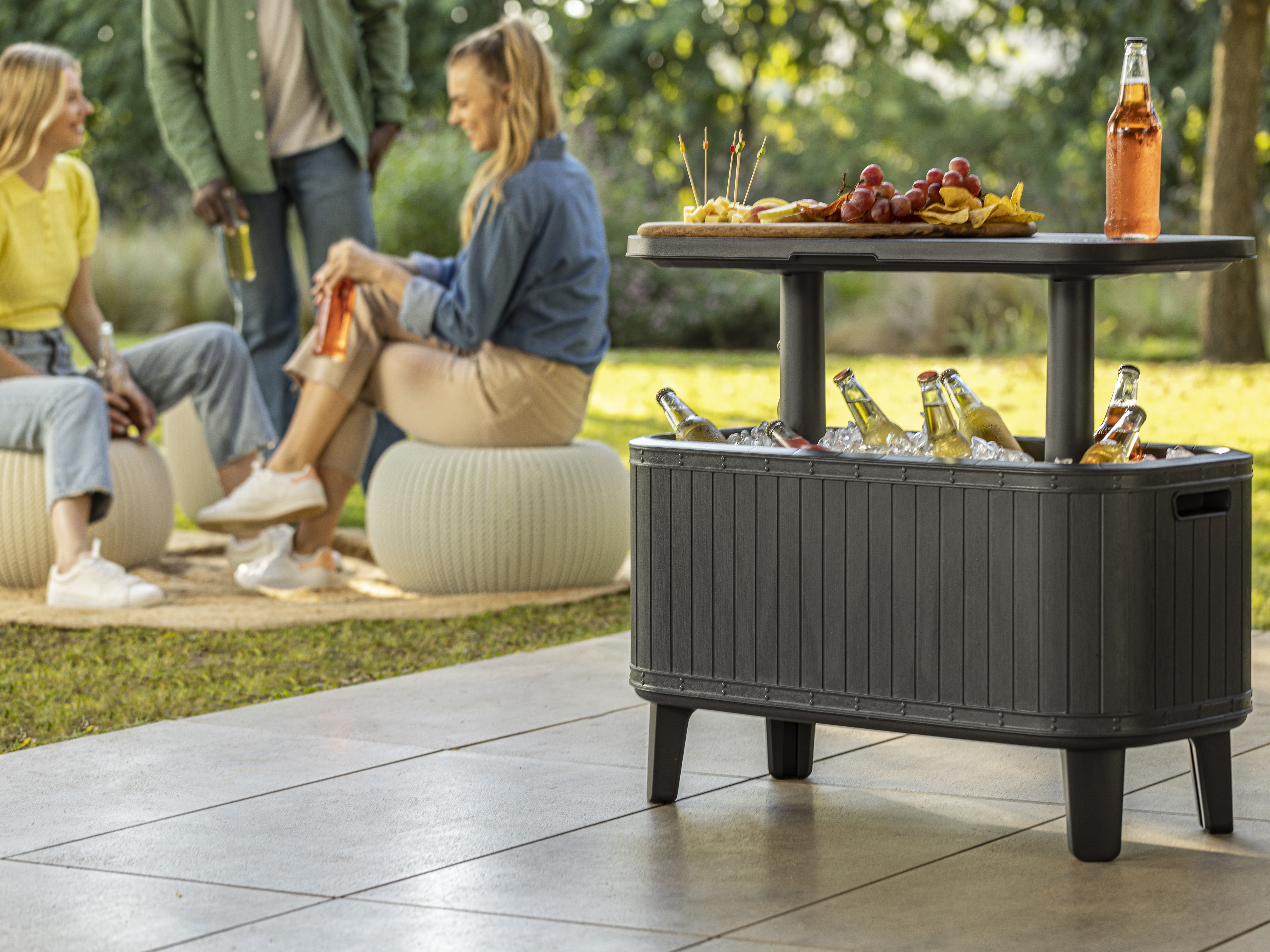 Bevy Bar Cooler Box Keter – Keter New Zealand - Main Image