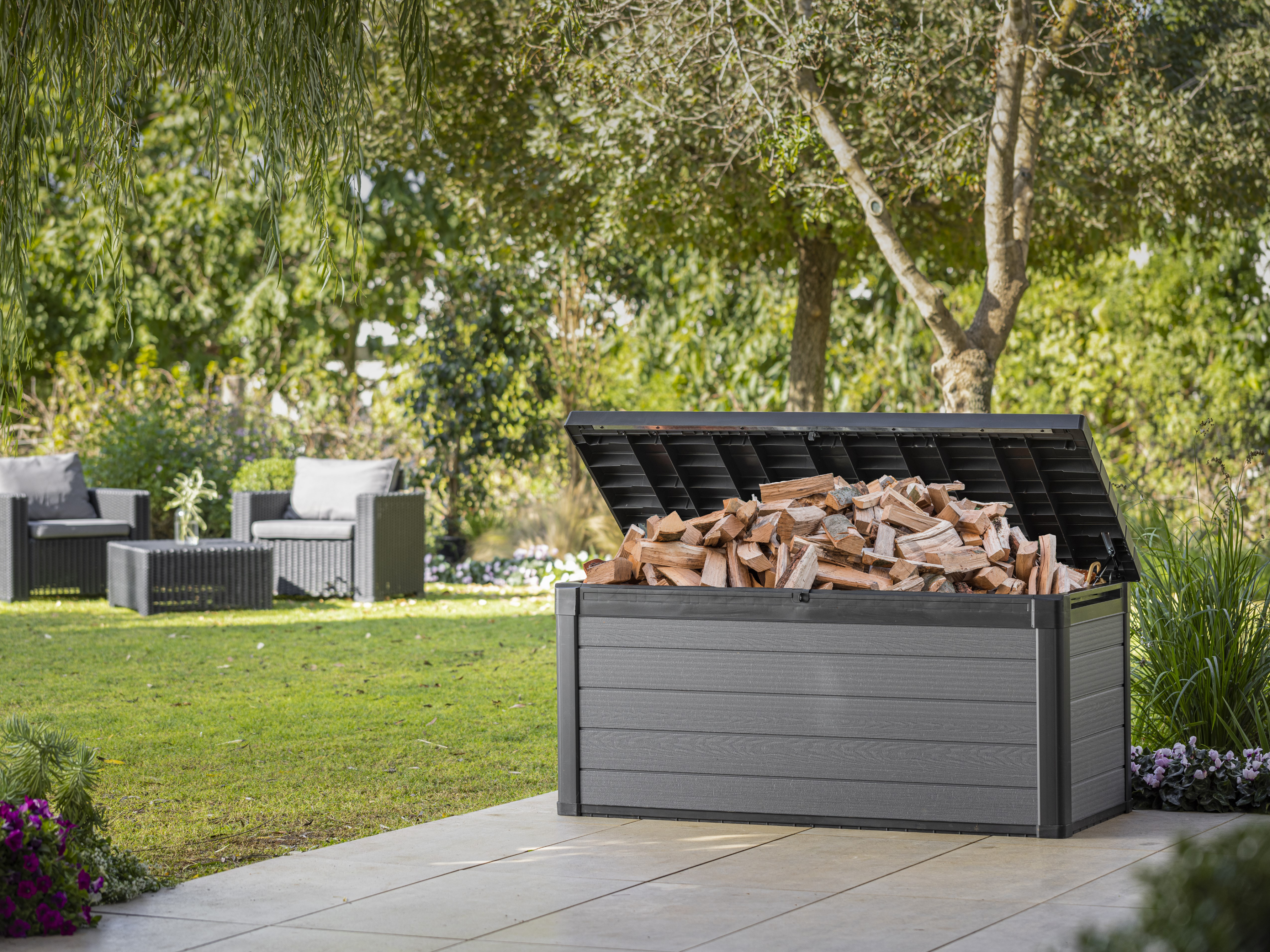 Award 50L Black Storage Container with Lid and Wheels - Bunnings