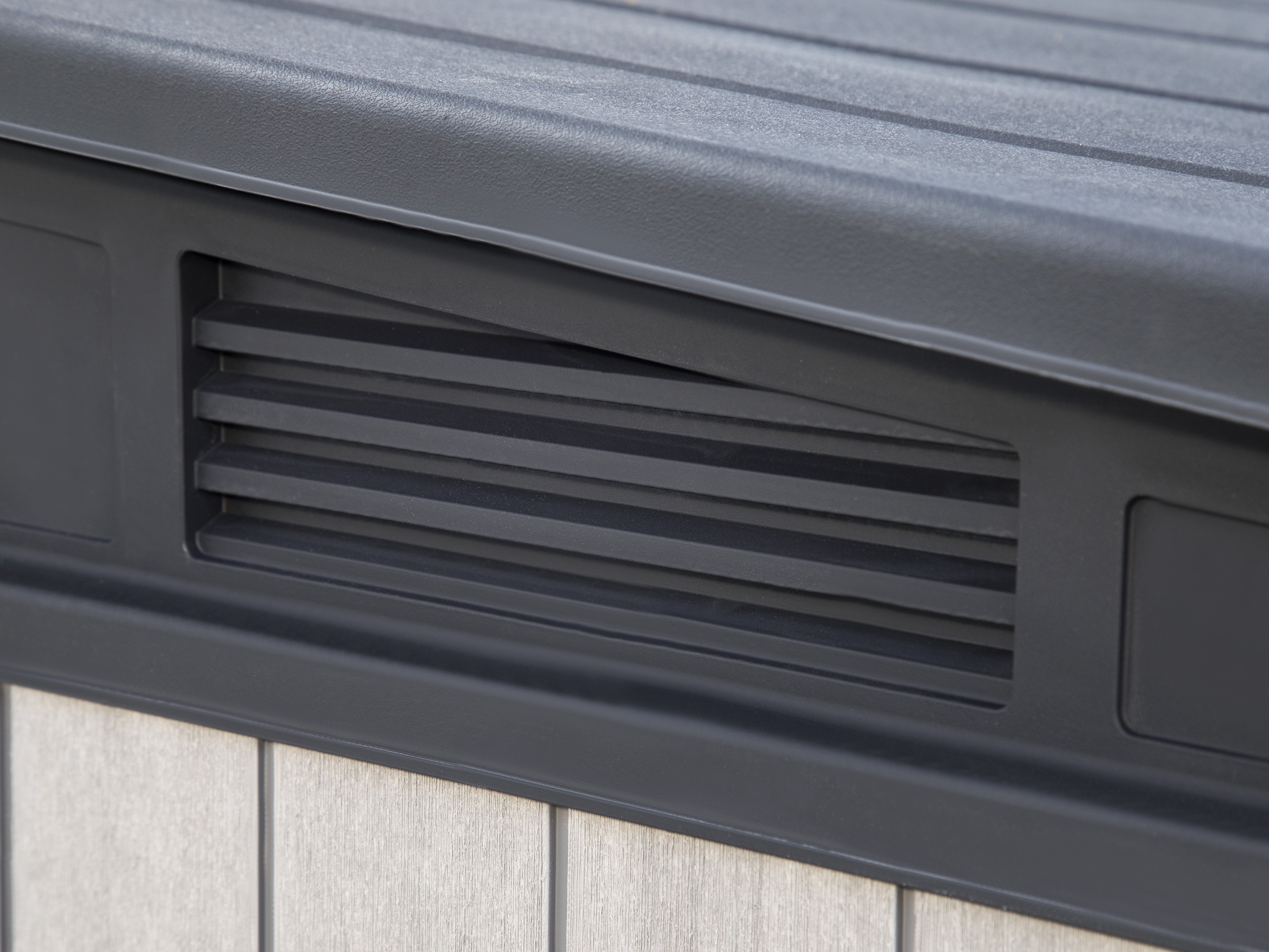 Ventilation slots on Keter Elite Store