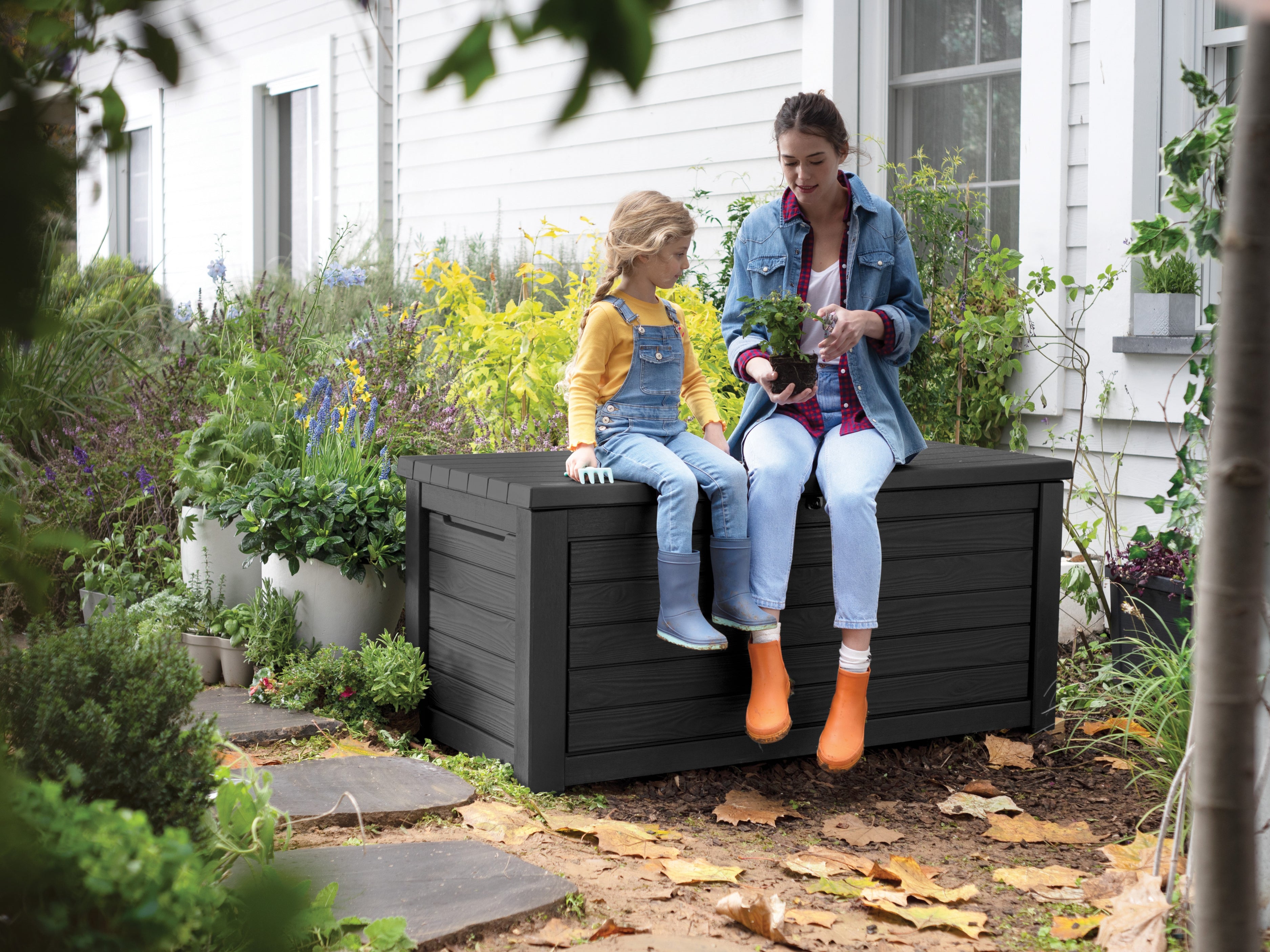 Northwood Cushion Box 630L Keter New Zealand