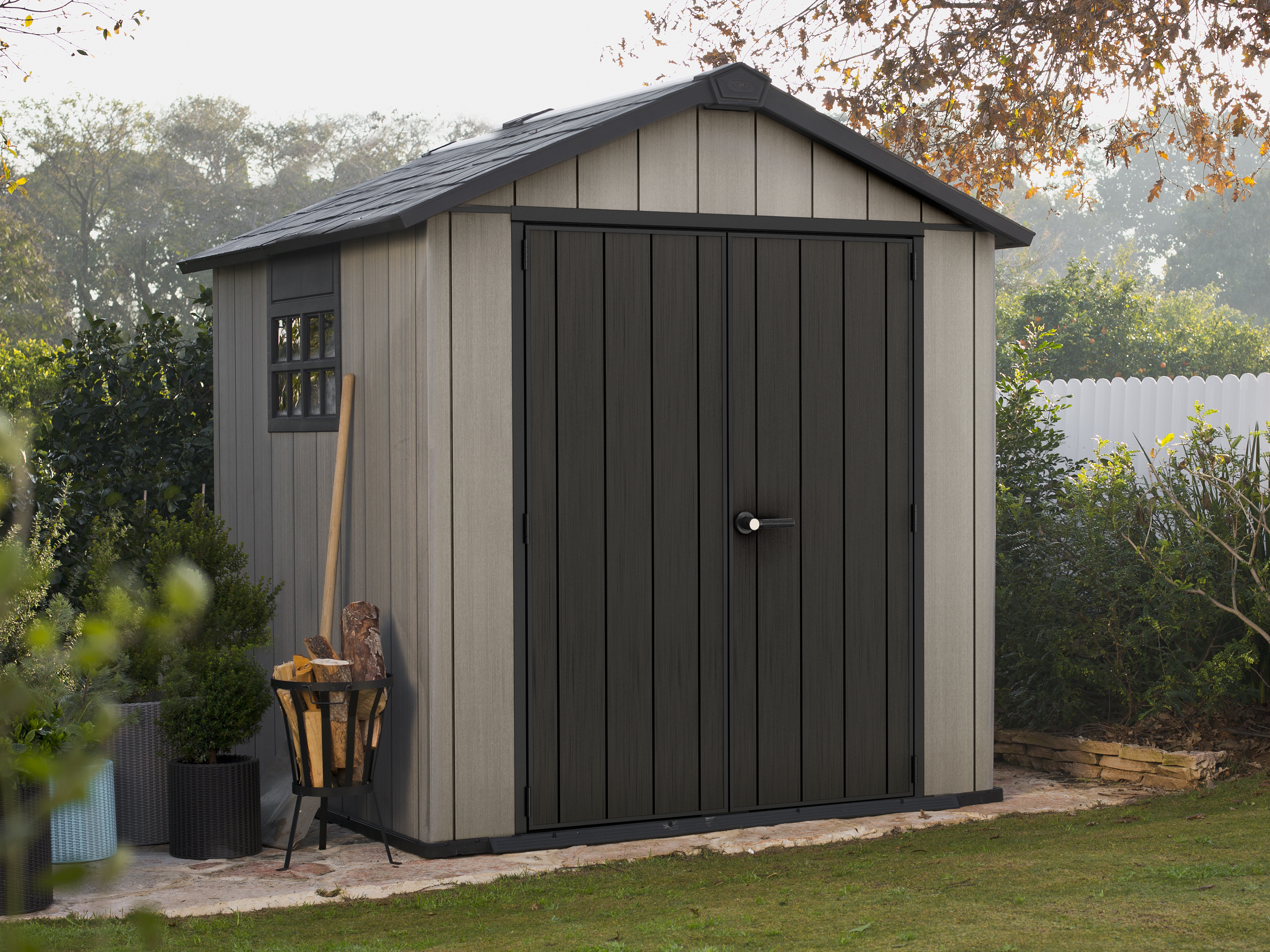 Keter Oakland 757 shed in garden